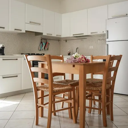 La Casa Di Mimmi Lägenhet *